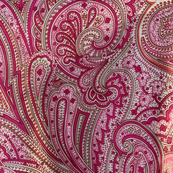 Doncaster Silk Button Shirt Paisley Ruffle - Picture 8 of 8